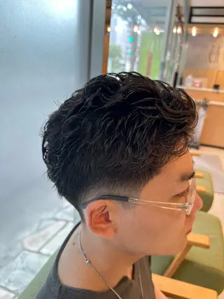 パーマ メンズ 市川透明感カラー &パーマ美容師Kaiのヘアスタイル