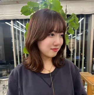 ミディアム カラー noe所属・KURUMI /透明感カラー/ボブのヘアスタイル