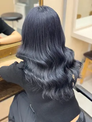 ロング ショーヤ/ブリーチ /バレイヤージュのヘアスタイル