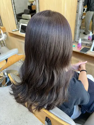 セミロング カラー ナカジマ ハルカのヘアスタイル