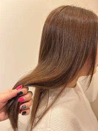 セミロング カラー ‎🤍江坂 ハヤシアヤナ‎🤍のヘアスタイル