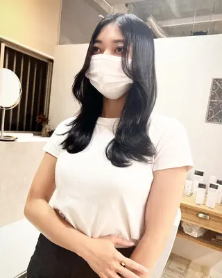 セミロング カラー テトネ タカシのヘアスタイル