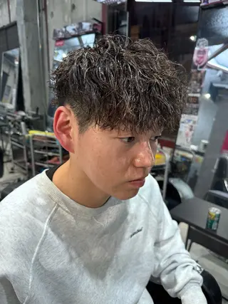 パーマ メンズ NAOKI /海外風のヘアスタイル