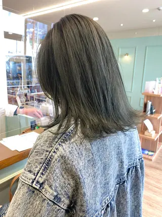 ミディアム カラー ボブとパーマの達人 /美容室難民の方是非のヘアスタイル