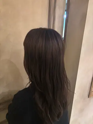 ロング カラー 梅 優翔のヘアスタイル