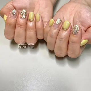 ネイル BONHEUR Annaのネイルデザイン