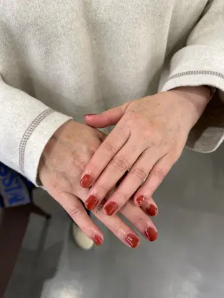 ネイル ROSAHair&make所属・原田 真帆のネイルデザイン