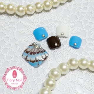 ネイル tiarynail K Kのネイルデザイン