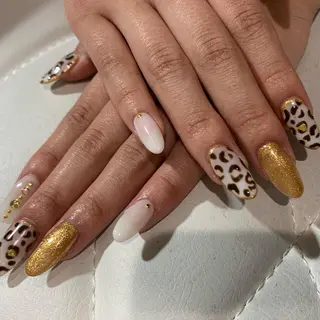 ネイル J. NAILのネイルデザイン