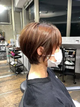 ショート レイヤー特化/小顔顔 周り/セノ/表参道のヘアスタイル