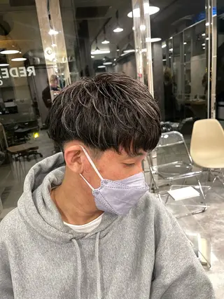カラー メンズ REDEAL所属・上村 光希のヘアスタイル