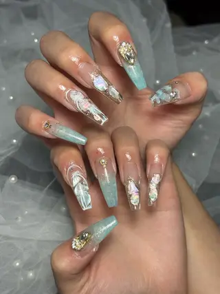 ネイル ✴︎ Delightのネイルデザイン