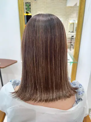 ミディアム ハイトーンカラー 🤍🫧 長井 律のヘアスタイル