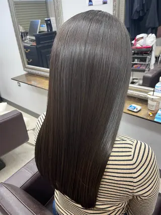 ロング カラー Crescere所属・小島 凜のヘアスタイル