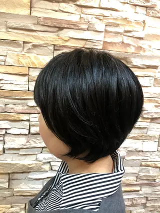 ショート 本多 美羽のヘアスタイル
