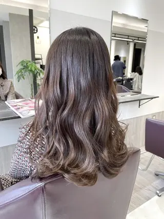 ロング JILL by GiseL/天神のヘアスタイル