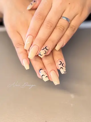 ネイル 𝓝𝓪𝓲𝓻 𝓝𝓪𝓲𝓵のネイルデザイン