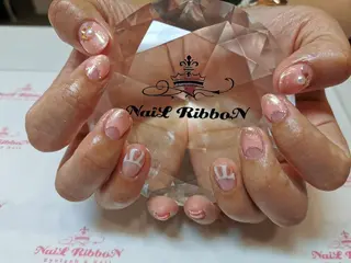 ネイル ネイルリボン 受付スタッフのネイルデザイン