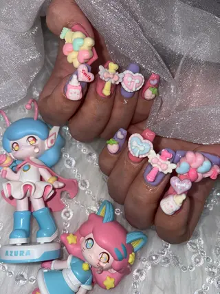 ネイル toyvenail 🖤enaのネイルデザイン