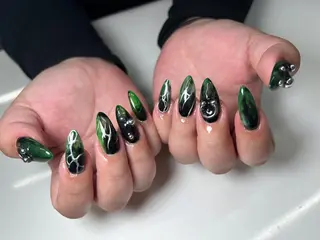 ネイル Nail Salon L'arc所属・💊大阪/心斎橋 moni🧠のネイルデザイン