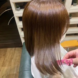 ミディアム カラー 井上 彩花のヘアスタイル