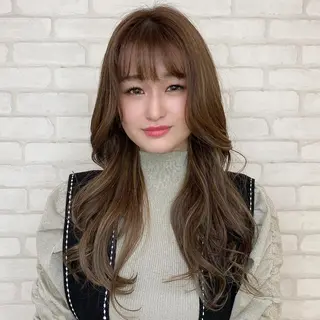 ロング カラー abilita AZUSAのヘアスタイル