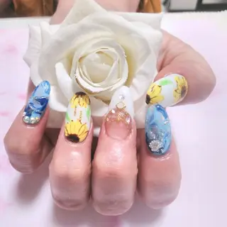 ネイル エステとネイル ローズコンフォートのネイルデザイン