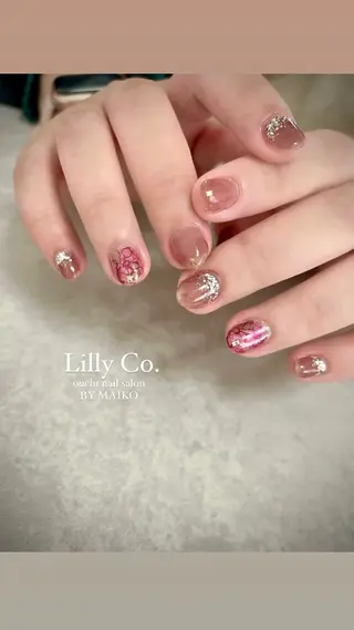 ネイル Lilly Co.のネイルデザイン