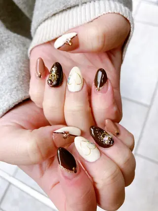ネイル Nest 平出のネイルデザイン