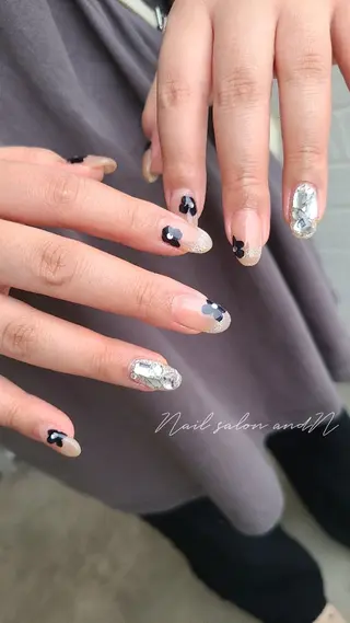 ネイル and Nのネイルデザイン