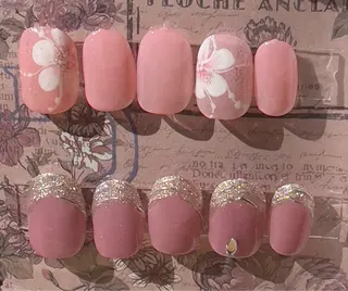 ネイル MojoSalon所属・脱毛&ネイル&エステ MojoSalonのエステ・リラクイメージ