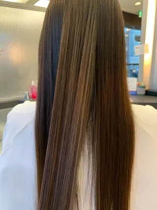 ロング ウスイ ハルカのヘアスタイル