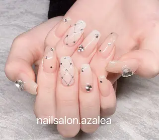 ネイル R inのネイルデザイン