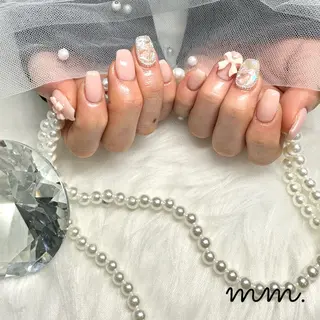 ネイル 🩷🩵mm.大宮 Riyo🧸🩵🩷のネイルデザイン