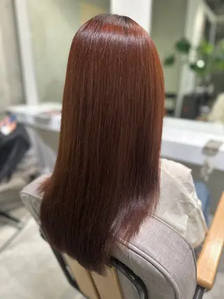 新屋敷 拓大のヘアスタイル