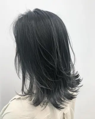 セミロング カラー ヘアアレンジ 【公式】amble luxe池袋東口🩷のヘアスタイル