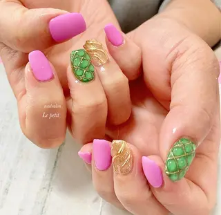 ネイル 石野 広佳のネイルデザイン