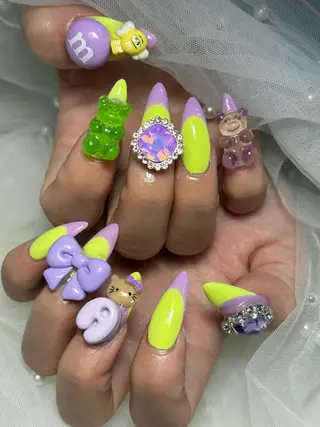 ネイル ✴︎ Delightのネイルデザイン