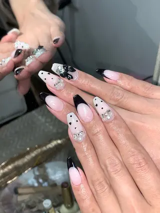 ネイル NES NAIL所属・さゆり￤推しキャラ ￤ロングネイル🩷のネイルデザイン