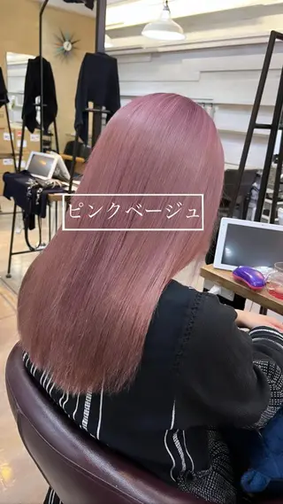 ロング メンズバレイヤージュ 斉藤春のヘアスタイル
