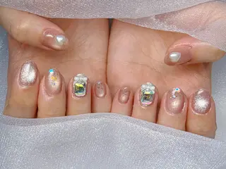 ネイル Queennail 北堀江Yumiのネイルデザイン