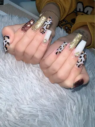 ネイル シェヌネイル JURAのネイルデザイン