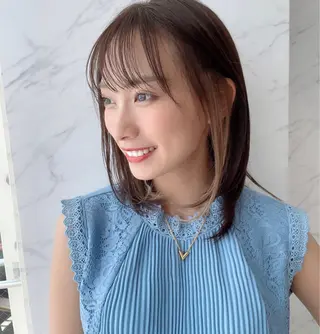 ミディアム Reve Resort池袋のヘアスタイル