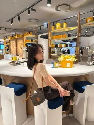 ミディアム カラー 莉乃/縮毛矯正/髪質 改善/艶カラーのヘアスタイル