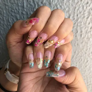 ネイル crestnail所属・小林 束紗のネイルデザイン