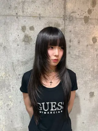 ロング 新宿/韓国風レイヤー /艶カラーRionaのヘアスタイル