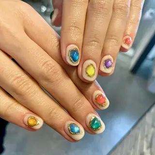 ショート m kaori𓃟のネイルデザイン