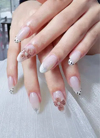 ネイル レ メイのネイルデザイン