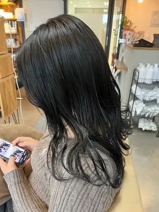 セミロング JUNO所属・阪神西宮★JUNO 川﨑温子のヘアスタイル