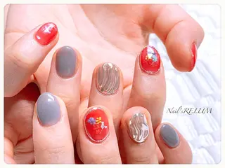 ネイル THECOLORS所属・近貞 莉奈のネイルデザイン